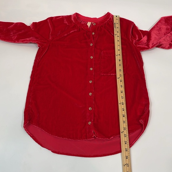 Pilcro Red Velvet Top Blouse Size XS Button Down EUC - Picture 6 of 9